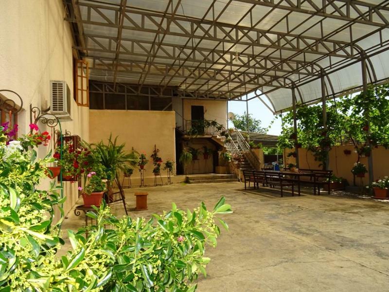 Guesthouse On Zheleznodorozhnaya 苏呼米 外观 照片