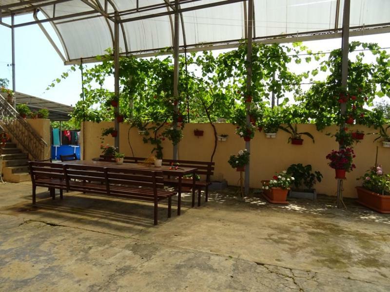 Guesthouse On Zheleznodorozhnaya 苏呼米 外观 照片